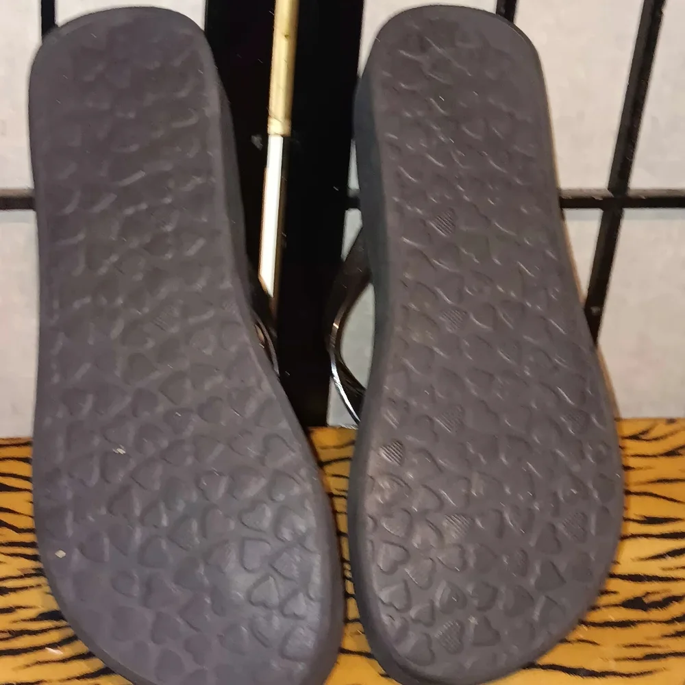 Brighton Leopard Print Wedge Flip Flop Sandals with Black Straps - Picture 7 of 7